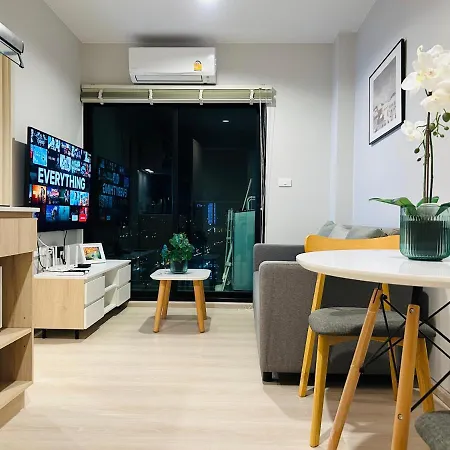Nue Noble Srinakarin Apartment Bangkok Exterior photo
